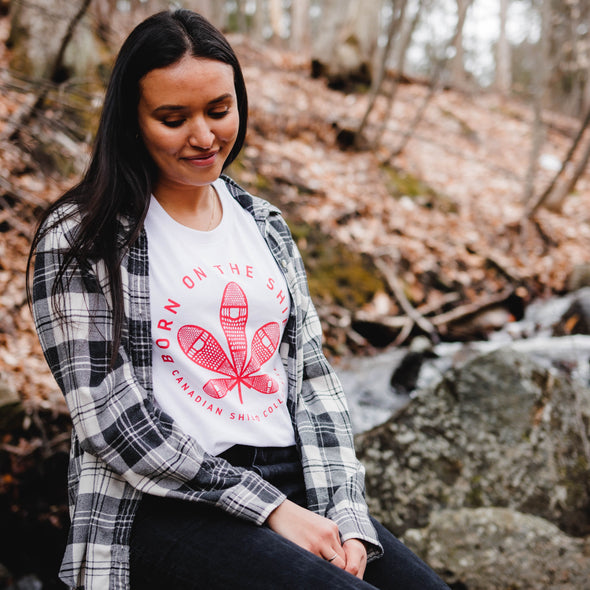 BORN ON THE SHIELD - SNOWSHOE MAPLE LEAF (Unisex - multiple colours)